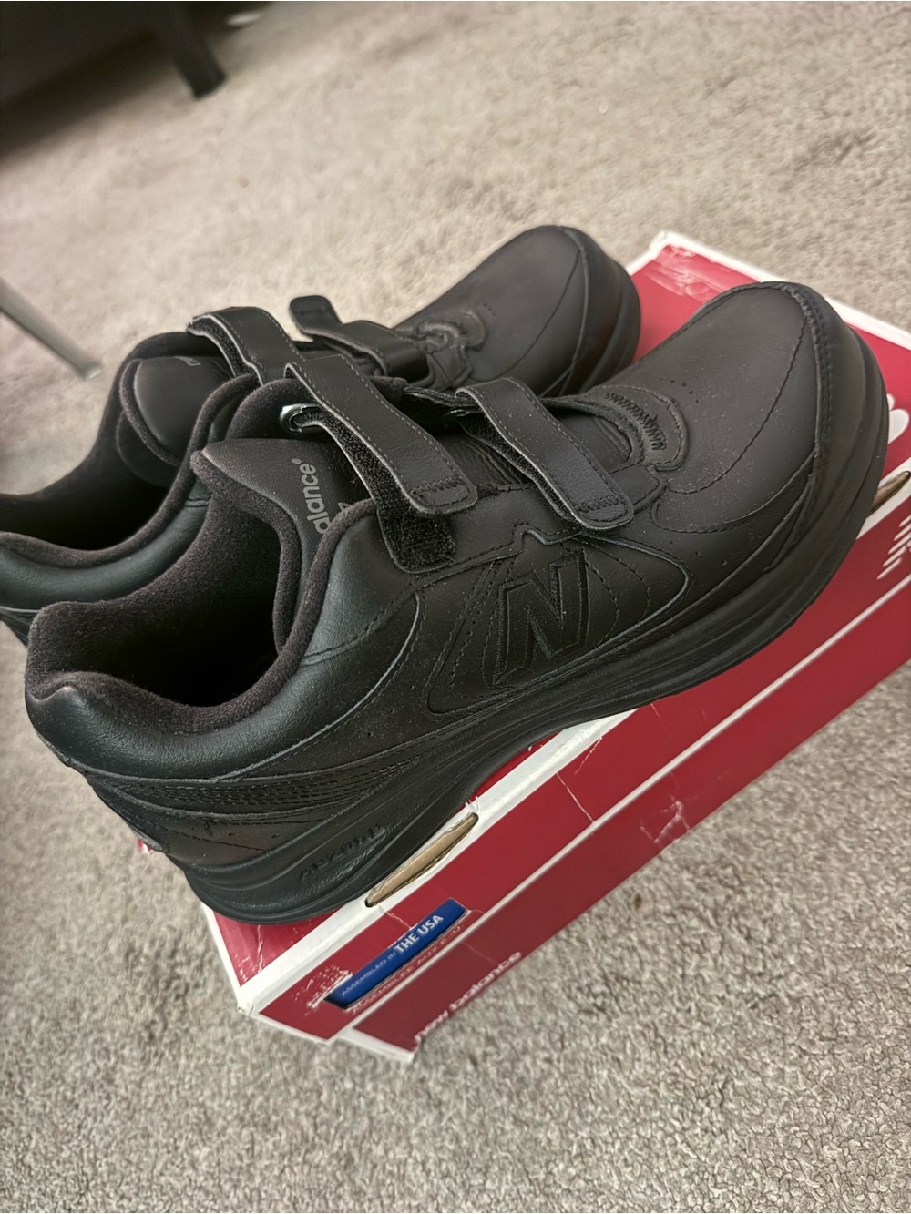 New Balance Walking Shoe leather